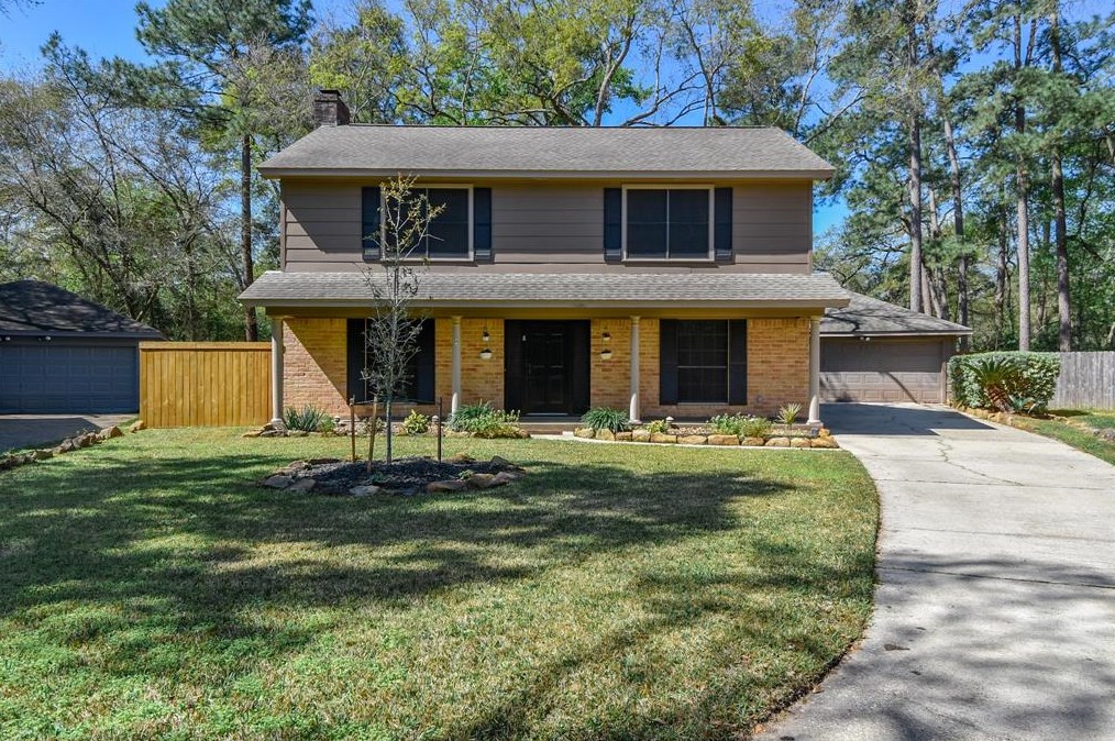 8 Yellowood Ct, Spring TX  77380-1446 exterior