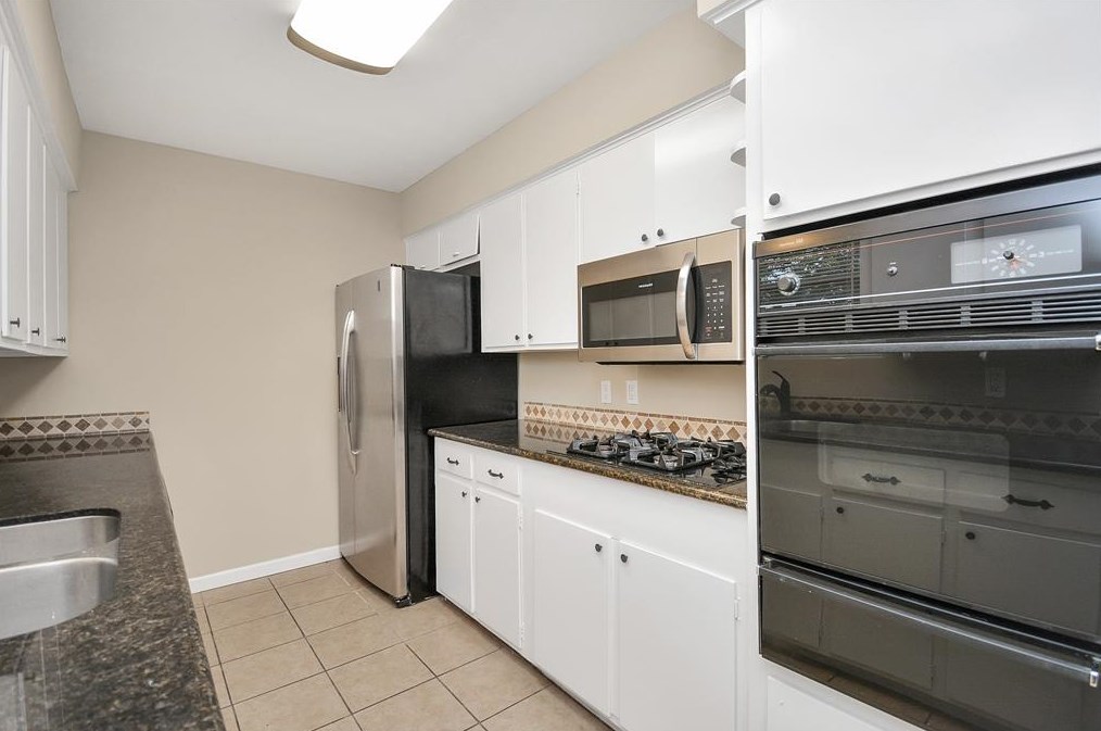 13918 Hollypark Dr, Houston TX  77015-3008 exterior