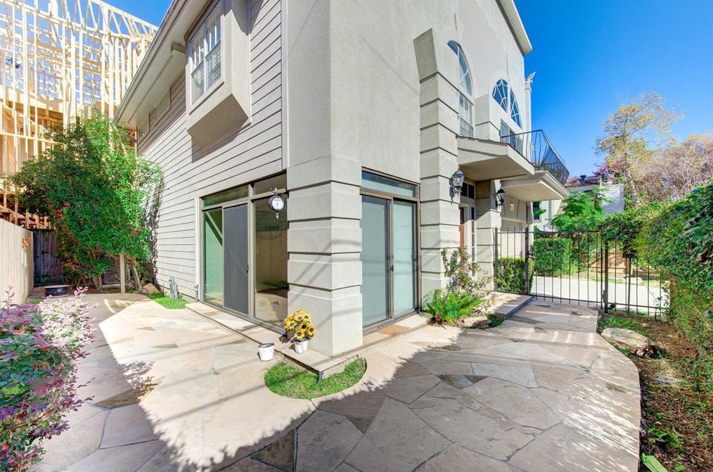 5708 Lacy St, Houston TX  77007-7199 exterior