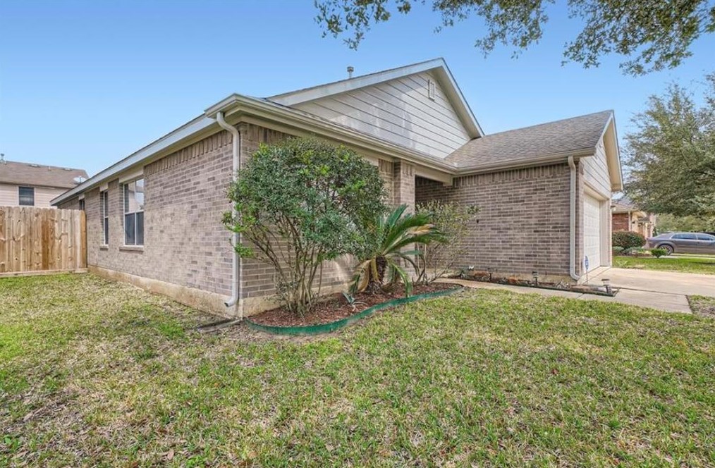 1226 Bartlett Cove Dr, Houston, TX 77067