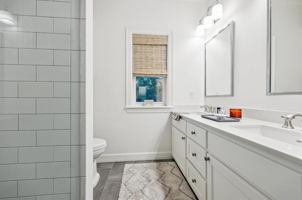 3611 Bellefontaine St, Houston TX  77025-1316 exterior