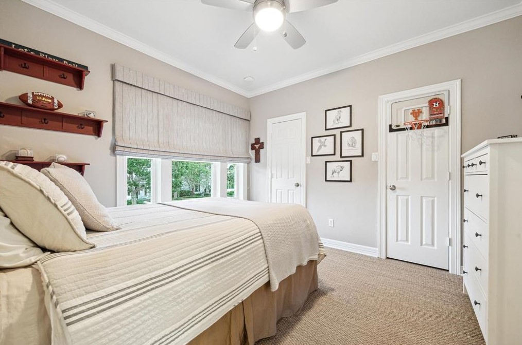 3611 Bellefontaine St, Houston TX  77025-1316 exterior