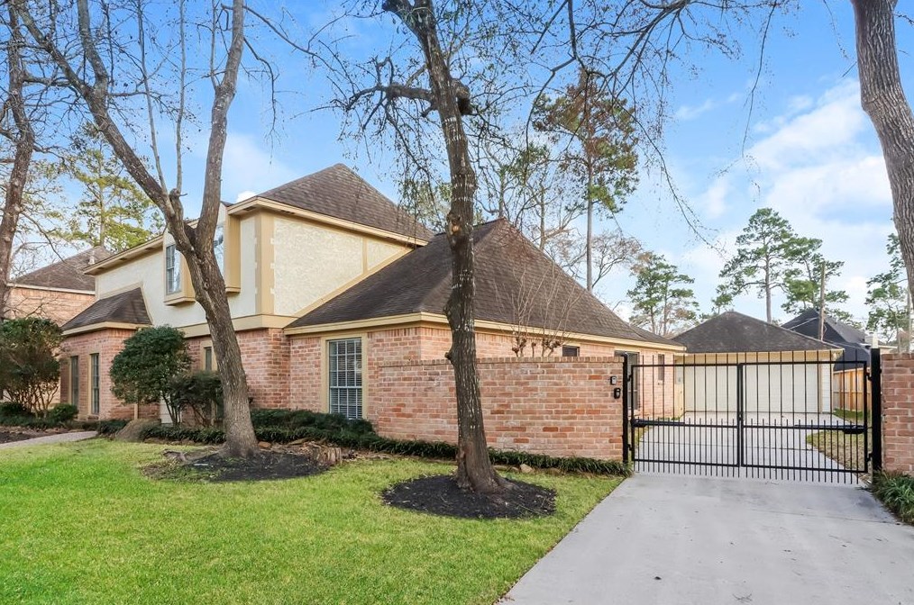 6707 Chancellor Dr, Spring, TX 77379