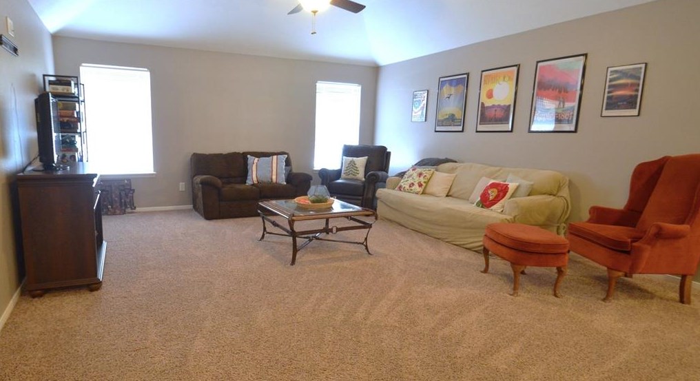 13611 Country Grn Ct, Houston TX  77059-3559 exterior