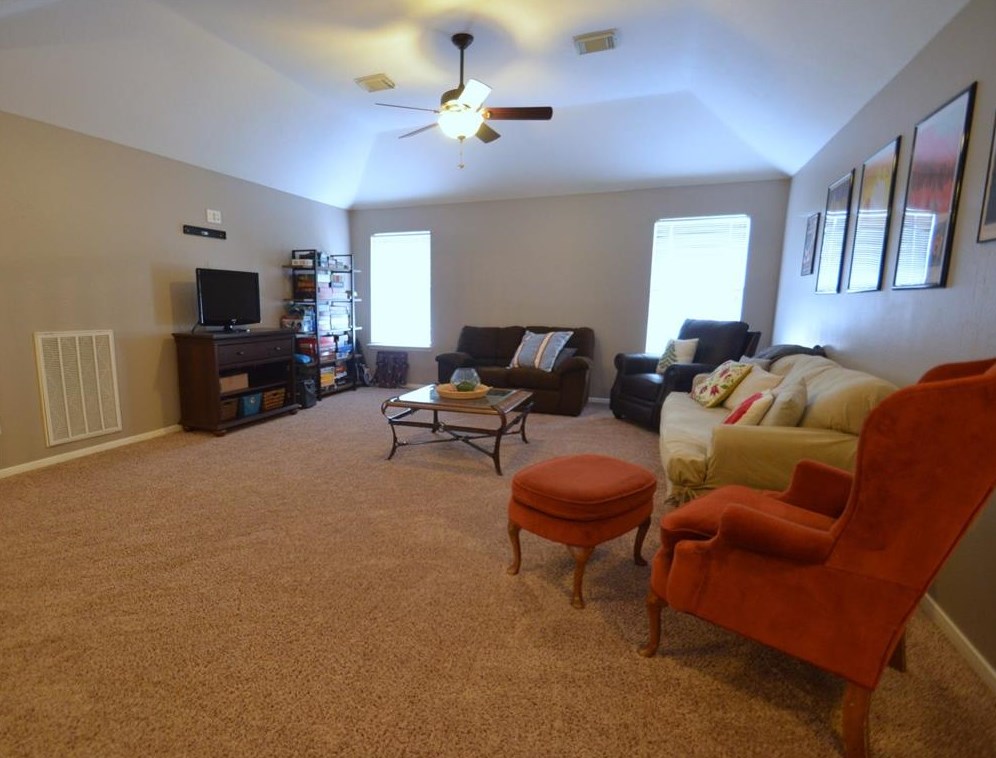 13611 Country Grn Ct, Houston TX  77059-3559 exterior