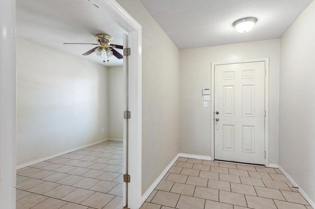 19007 Broken Lance Ln, Cypress, TX 77433