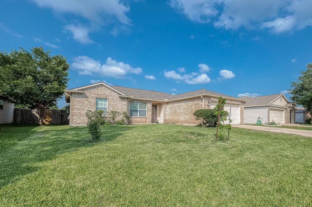 6811 Dawn Bloom Ln, Richmond, TX 77469