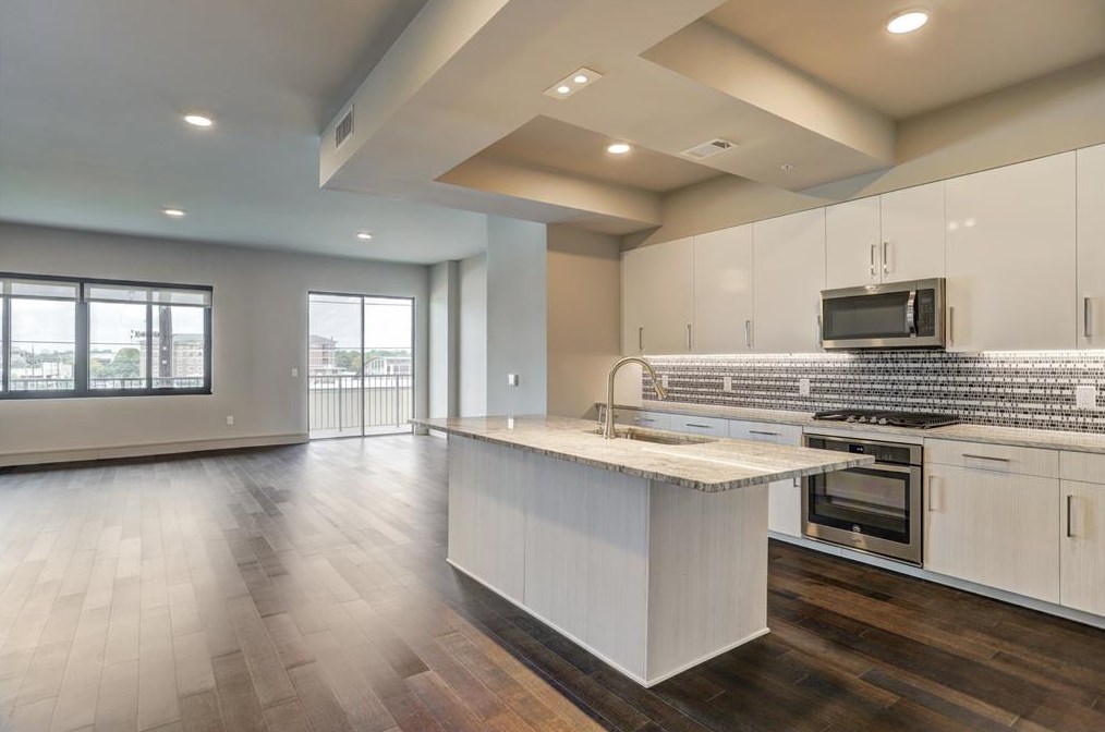 1414 Wood Hollow Dr #524, Houston, TX 77057