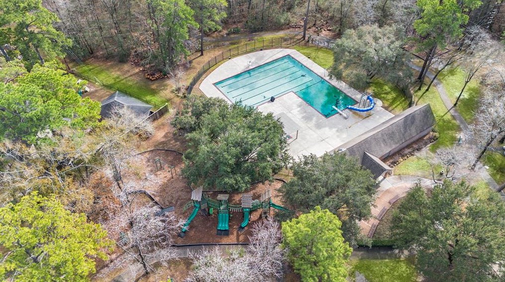 5323 Timber Shade Dr, Humble TX 77345-1700 exterior