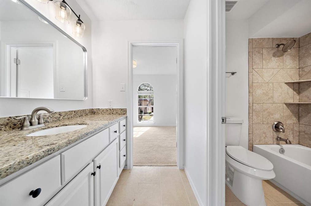 5323 Timber Shade Dr, Humble TX 77345-1700 exterior