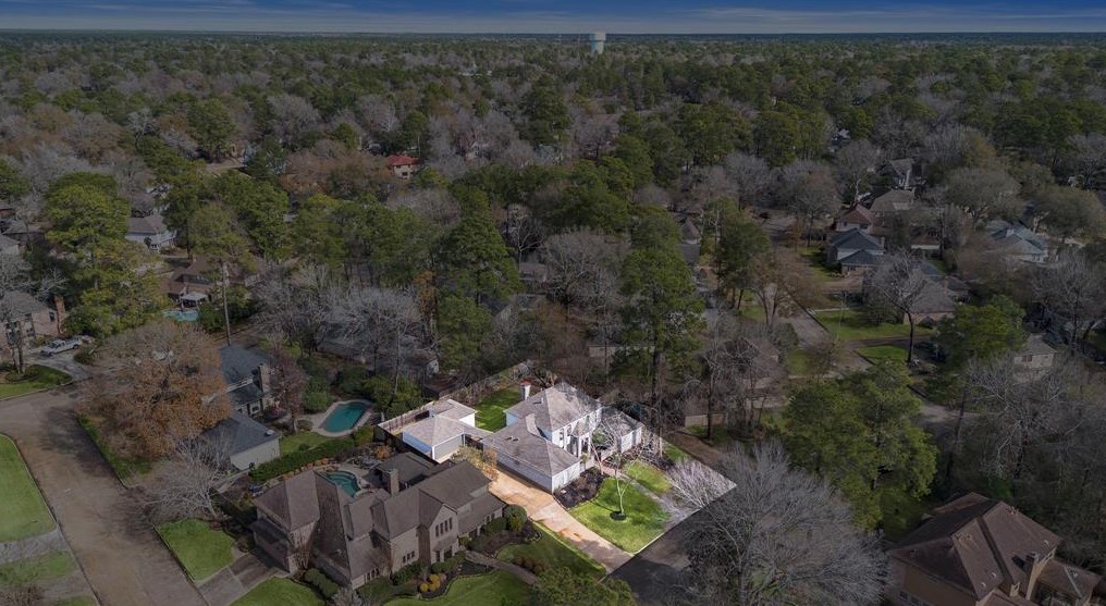 5323 Timber Shade Dr, Humble TX 77345-1700 exterior