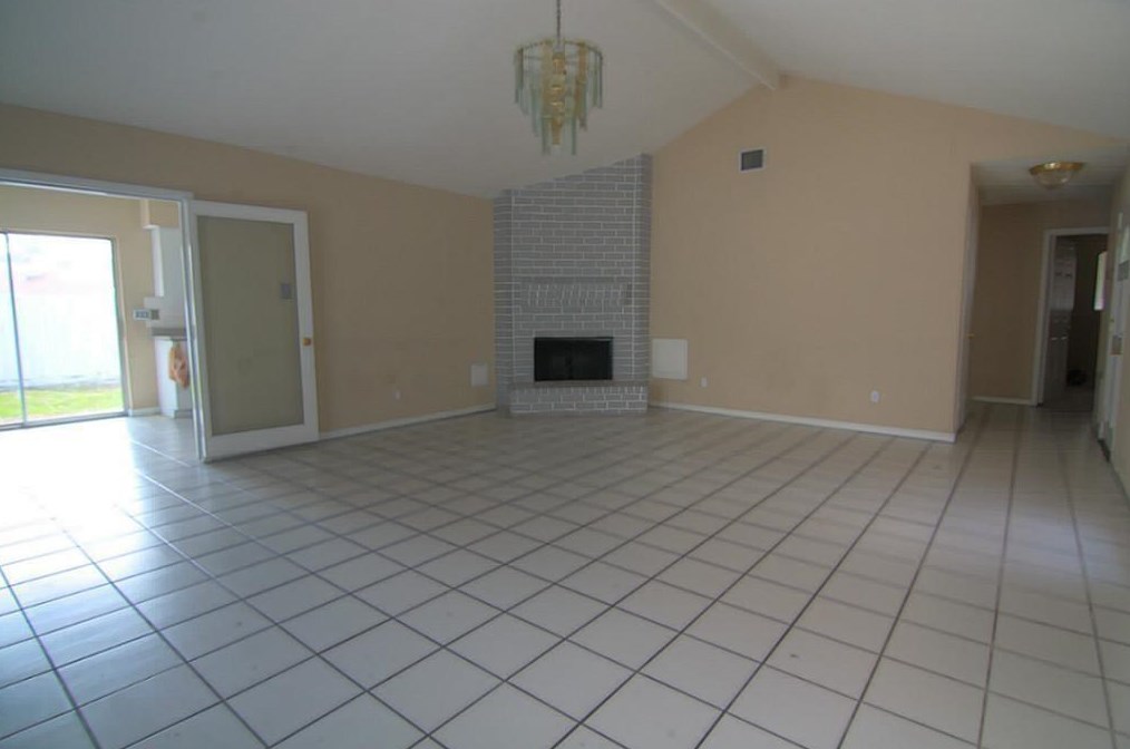 12722 Le Chateau Dr, Houston, TX 77015