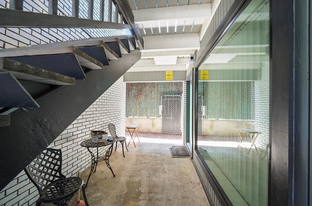 311 Hawthorne St #9, Houston, TX 77006