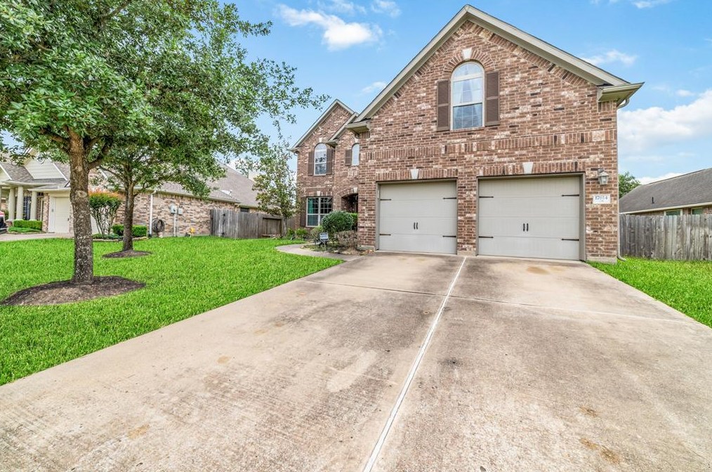 17814 Quiet Loch Ln, Houston, TX 77084-4298