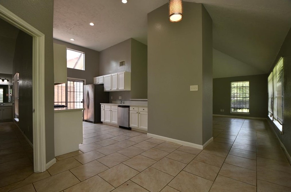 12934 Crystal Cv Dr, Houston TX  77044-1802 exterior