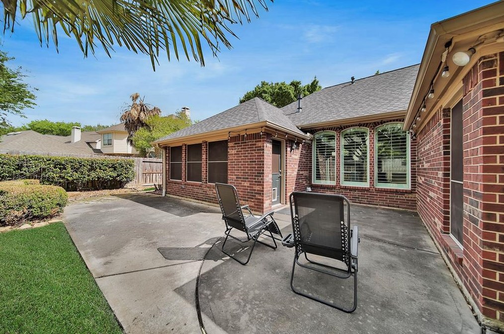 18702 Ember Trl Dr, Houston TX  77094-2613 exterior