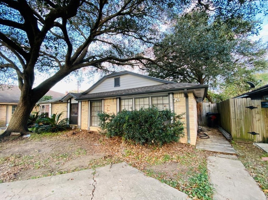 5104 Beaverhill Dr, Houston, TX 77084
