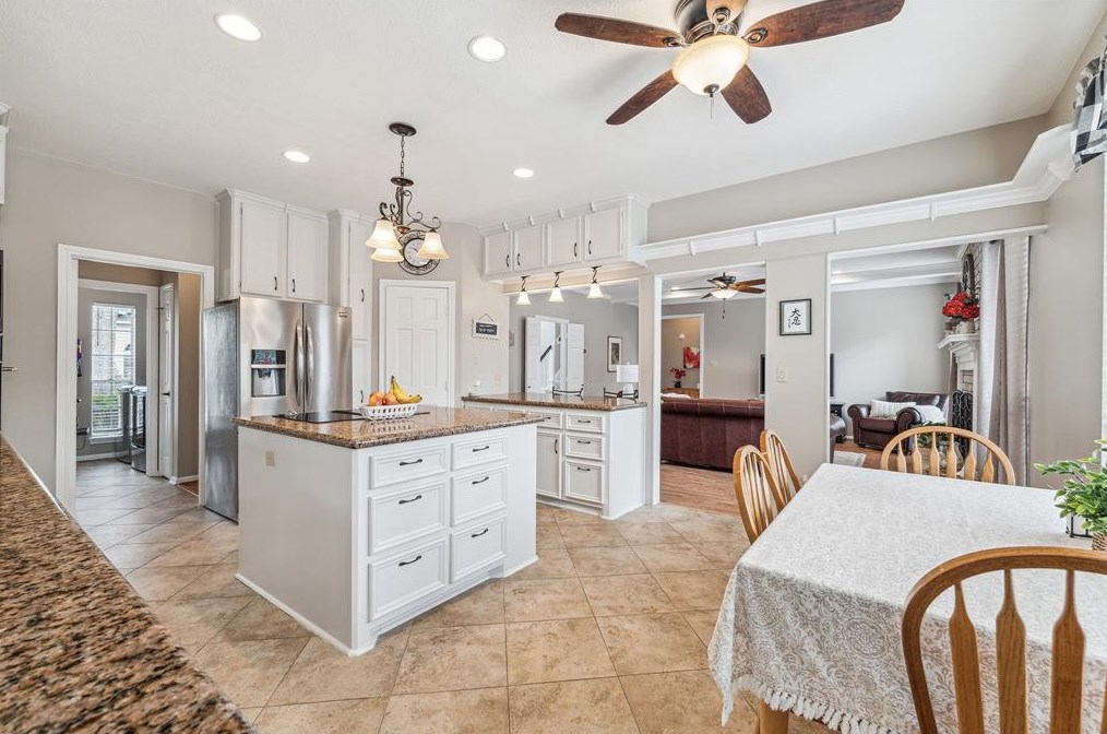 5818 Spring Lodge Dr, Humble TX 77345-2450 exterior