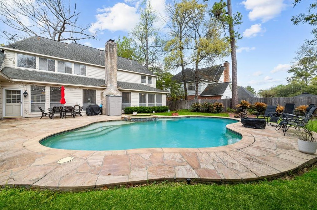 5818 Spring Lodge Dr, Humble TX 77345-2450 exterior