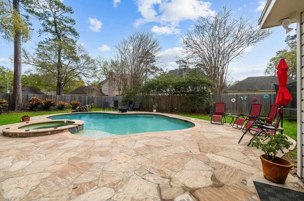 5818 Spring Lodge Dr, Humble, TX 77345-2449