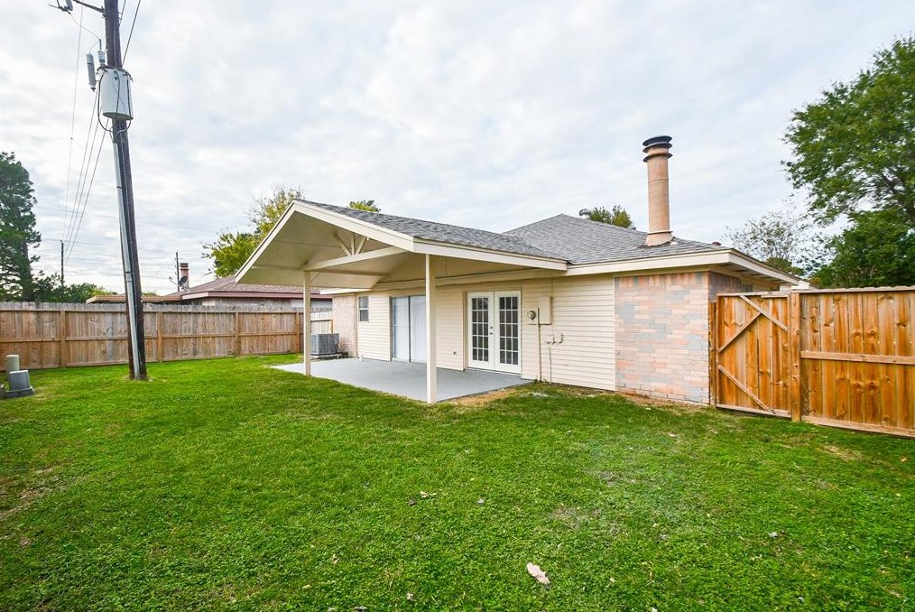 10587 Twilight Moon Dr, Houston, TX 77064