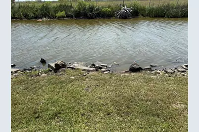 1283 N Monkhouse Drive, Port Bolivar, TX 77650 - Photo 4