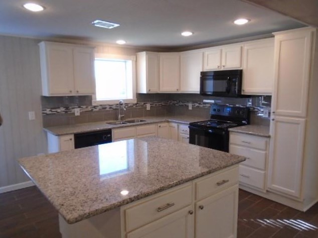 329 Veselka Rd, Jones Creek, TX 77541