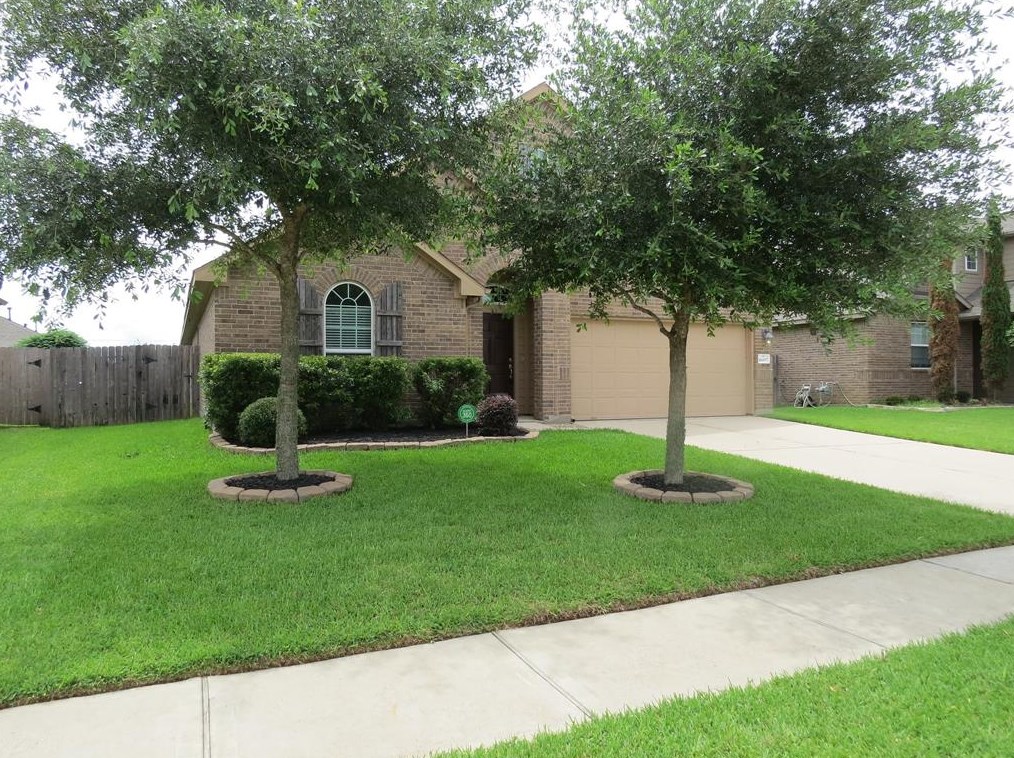 16007 David Hill Ln, Hockley, TX 77447