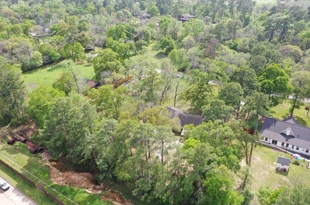 17218 Strack Dr, Spring, TX 77379-8337