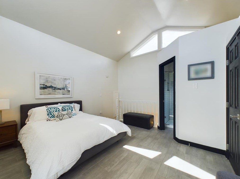 163 Sage Rd, Houston TX 77056-1420 exterior