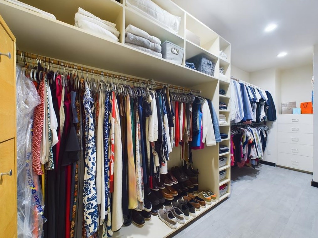 163 Sage Rd, Houston TX 77056-1420 exterior