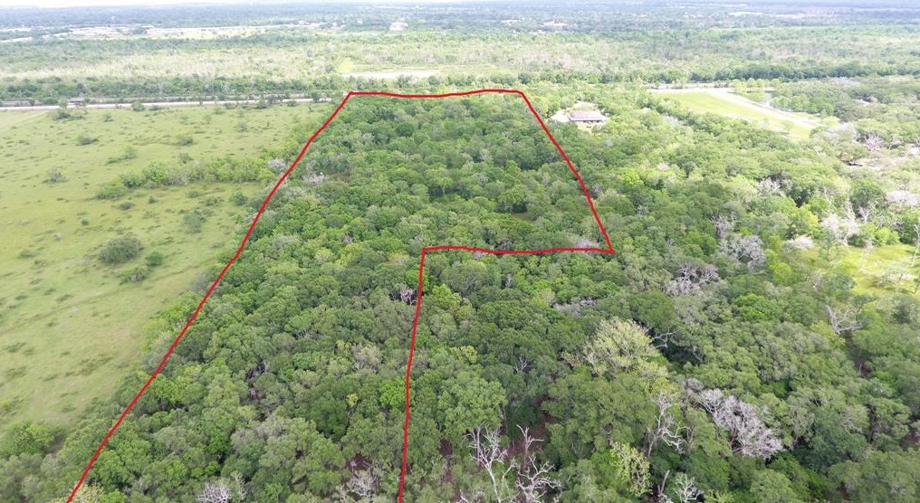 5135 County Road 288, Angleton, TX 77515-2053