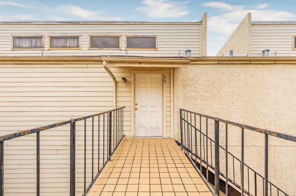 10075 Westpark Dr #75, Houston, TX 77042