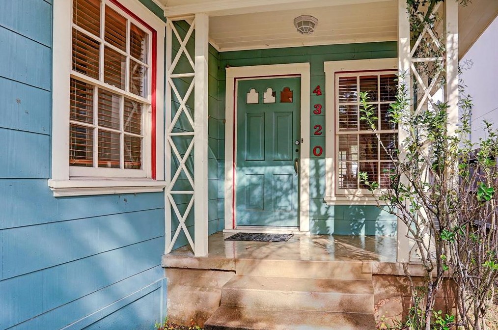 4320 Phil St, Bellaire, TX 77401