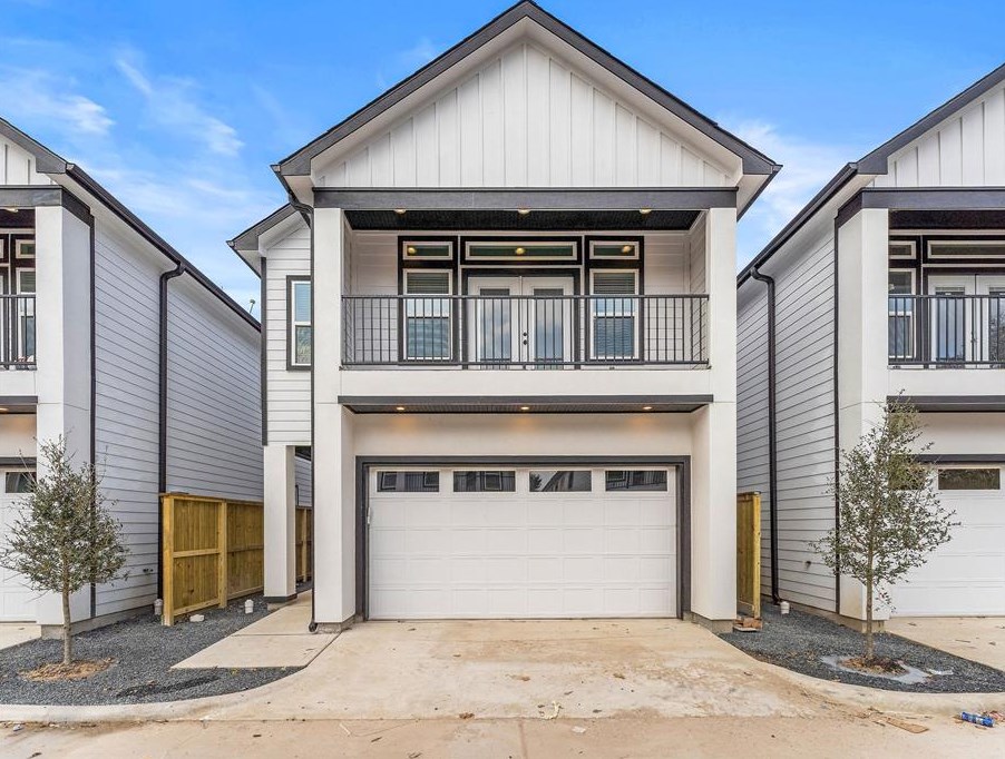 6490 T C Jester Blvd, Houston, TX 77091-1513