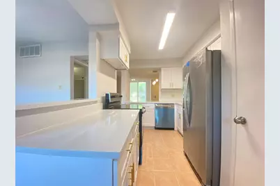 2601 S Braeswood Boulevard #605, Houston, TX 77025 - Photo 8