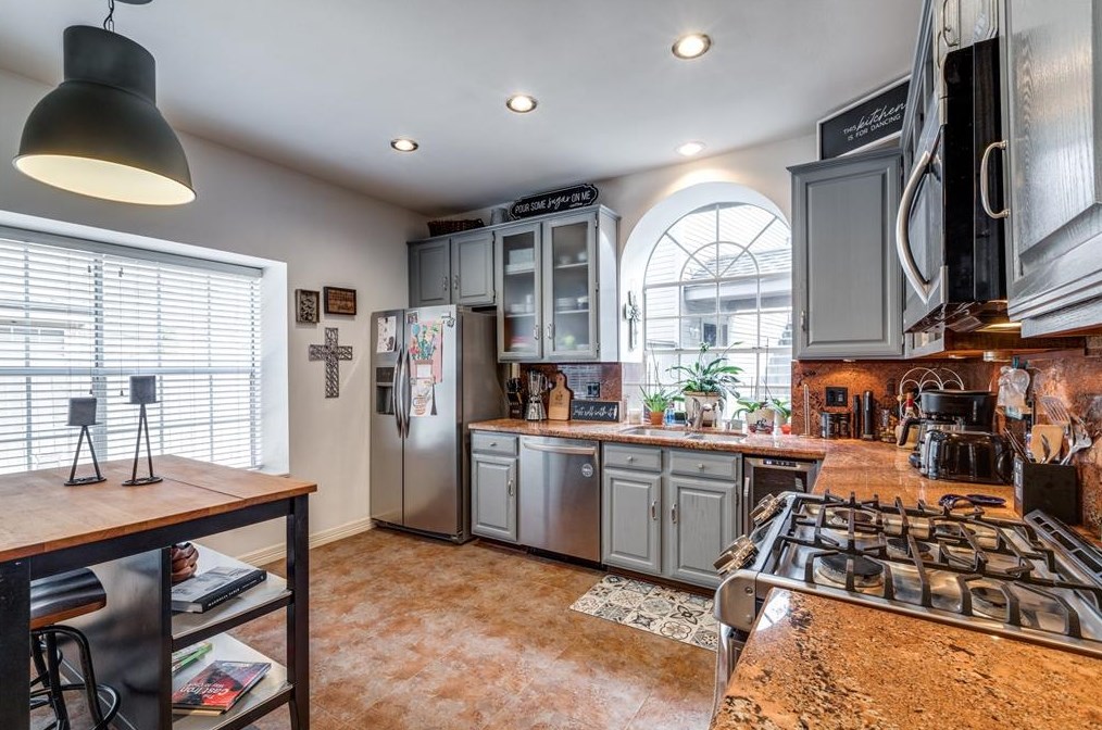 14207 Townshire Dr, Houston, TX 77077-1800