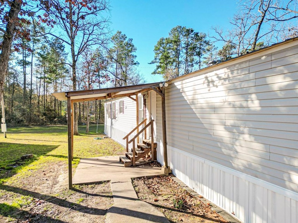 1202 Us Highway 190 #17, Huntsville, TX 77340
