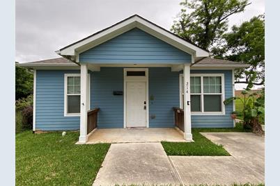 214 S Leroy Street, Texas City, TX 77591 - Photo 1