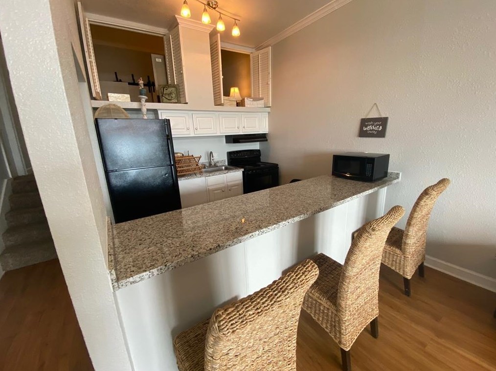 7820 Seawall Blvd #201, Galveston, TX 77551