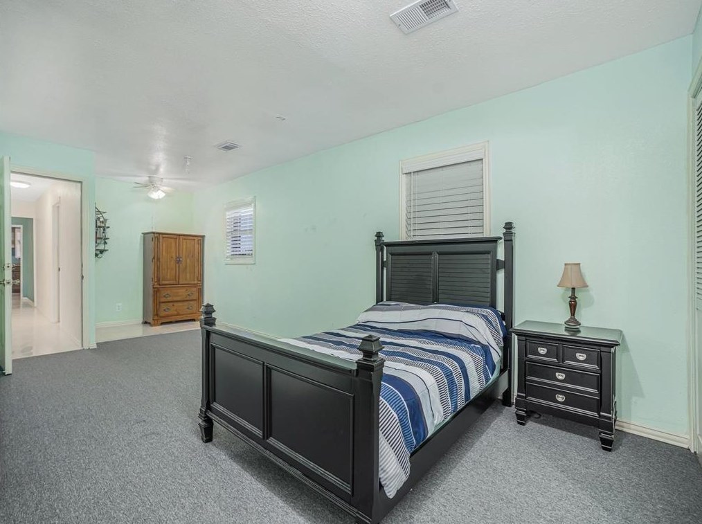 13117 Player, Houston TX  77045-3105 exterior