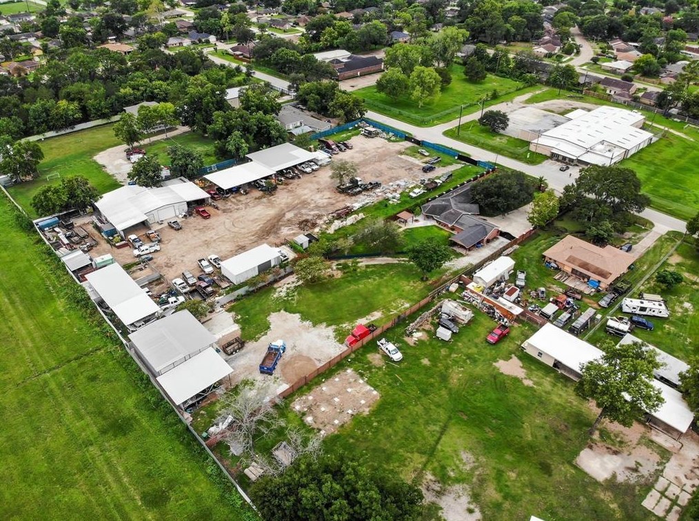 13117 Player, Houston TX  77045-3105 exterior