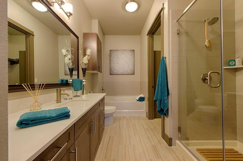 5454 Washington Ave #1401, Houston, TX 77007