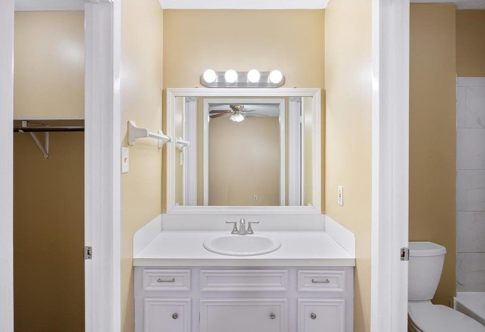 1707 Chippawa, Pasadena TX 77504-3208 exterior