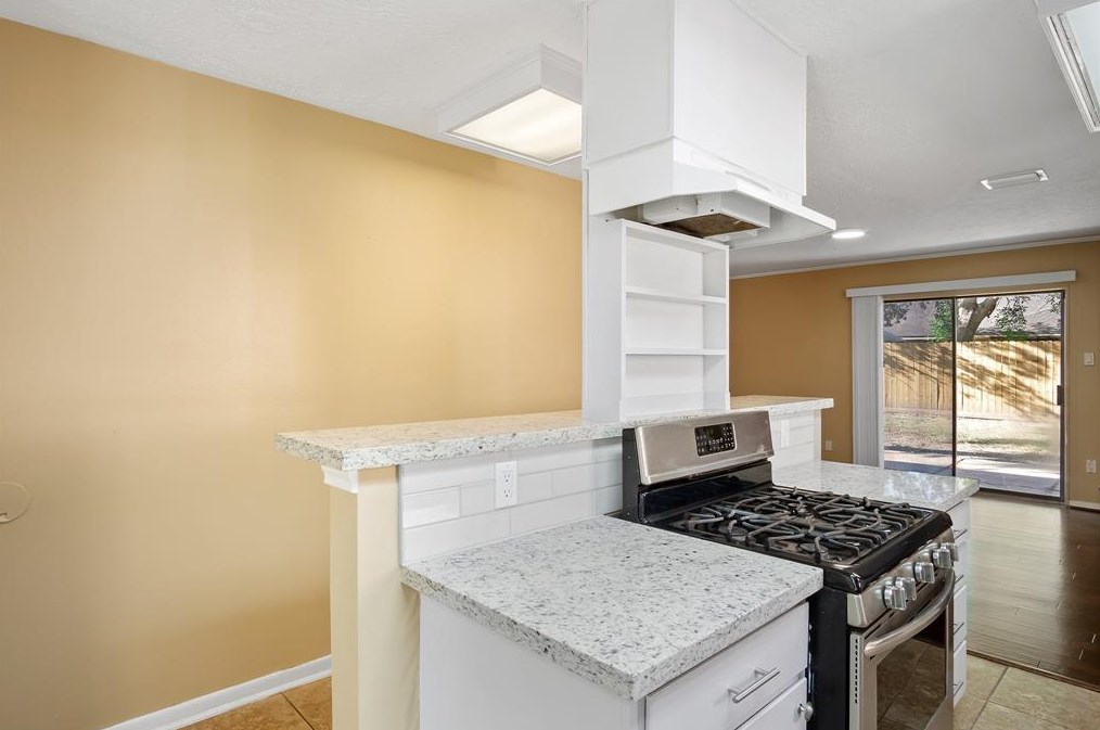 1707 Chippawa, Pasadena TX 77504-3208 exterior