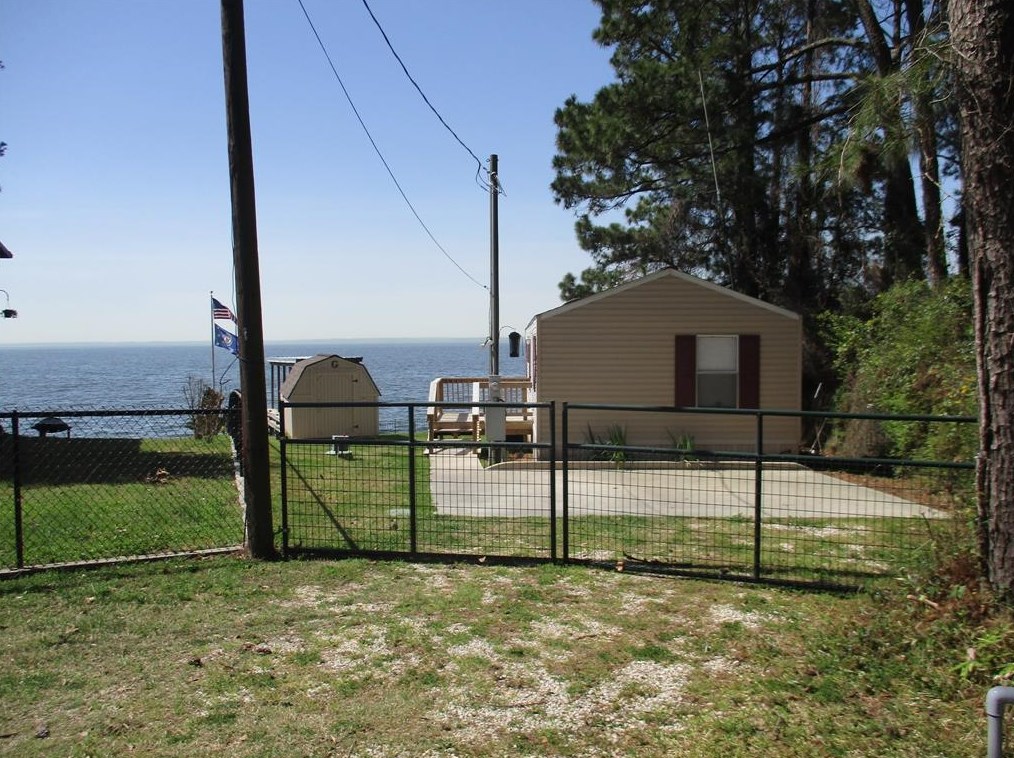 187 Panther, Onalaska, TX 77360-6017