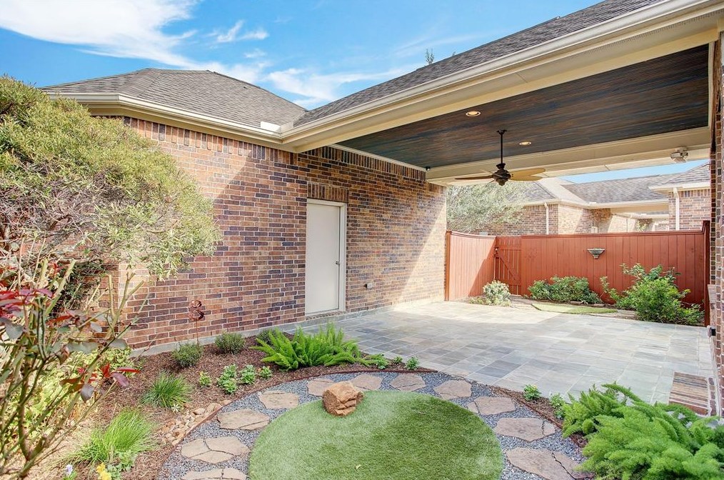 530 Imperial Blvd, Sugar Land TX 77498 exterior