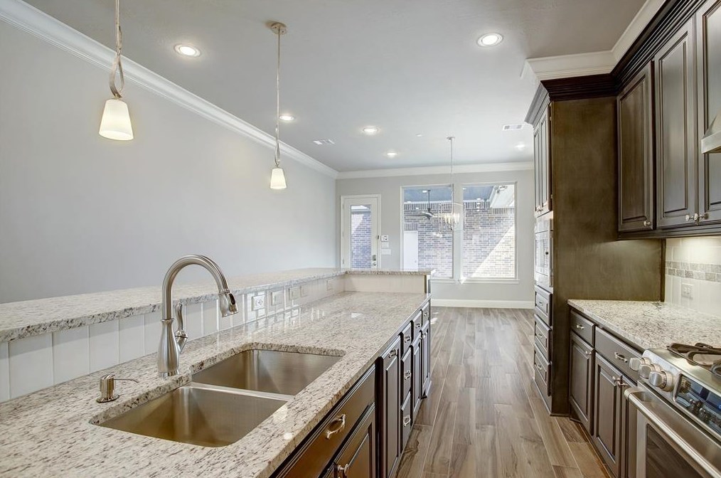 530 Imperial Blvd, Sugar Land TX 77498 exterior