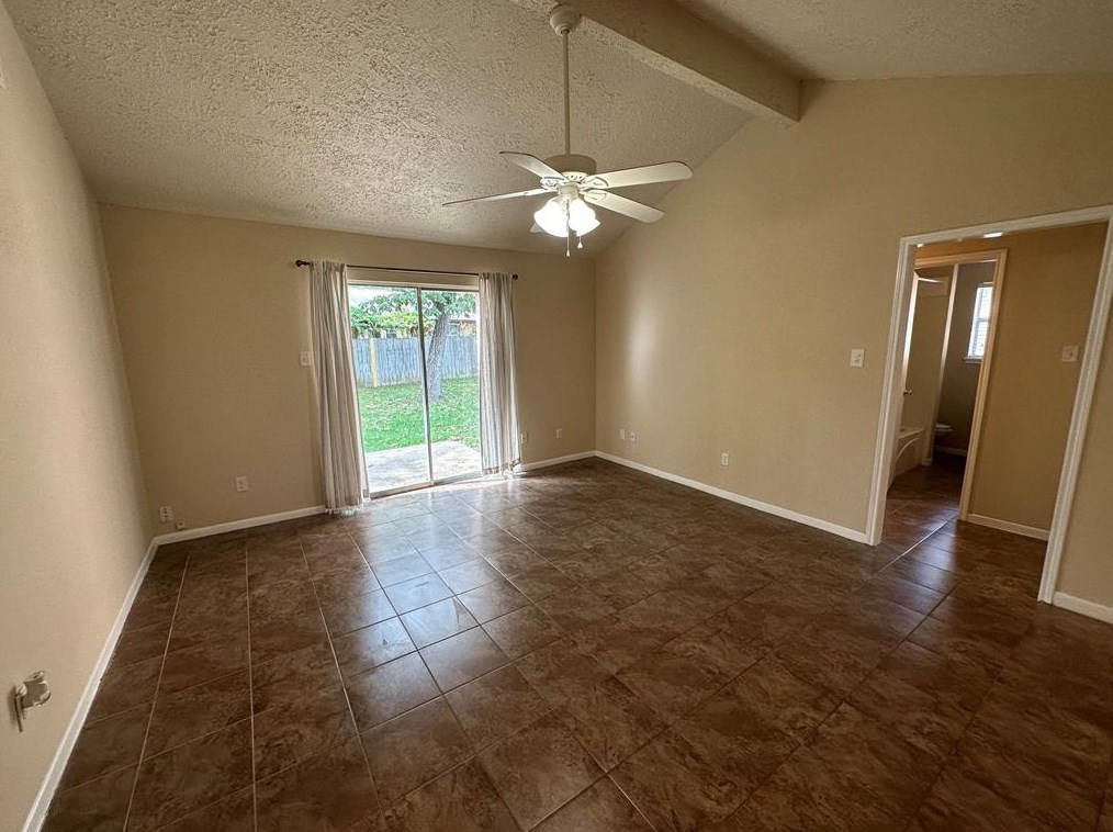 4013 Hunnington Dr, Conroe, TX 77303