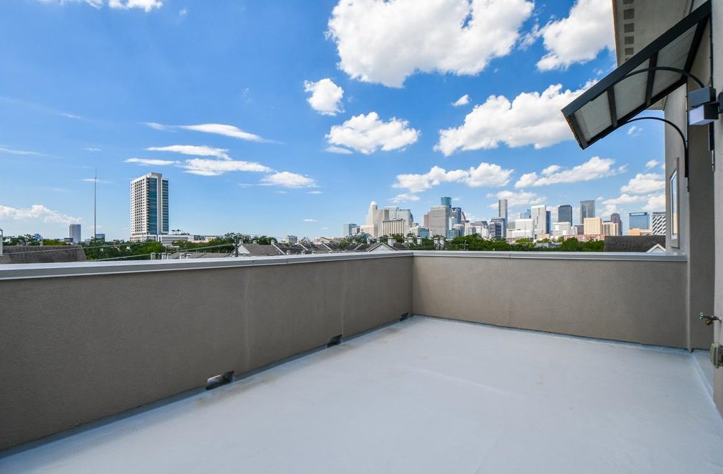 3001 La Branch St, Houston, TX 77004
